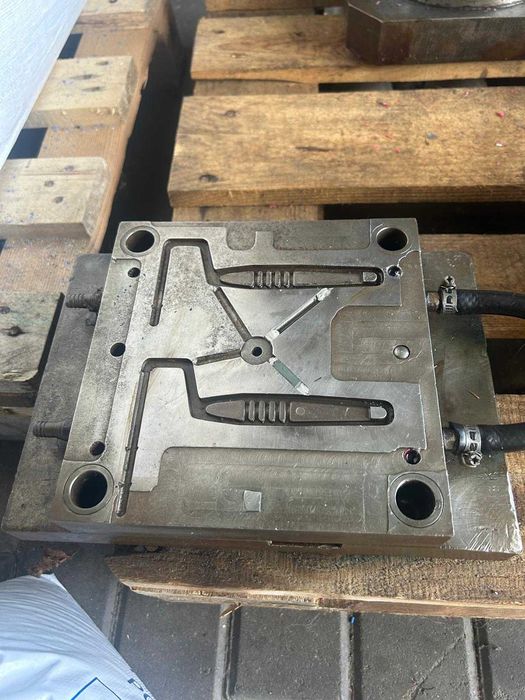 Formy wtryskowe 3 szt