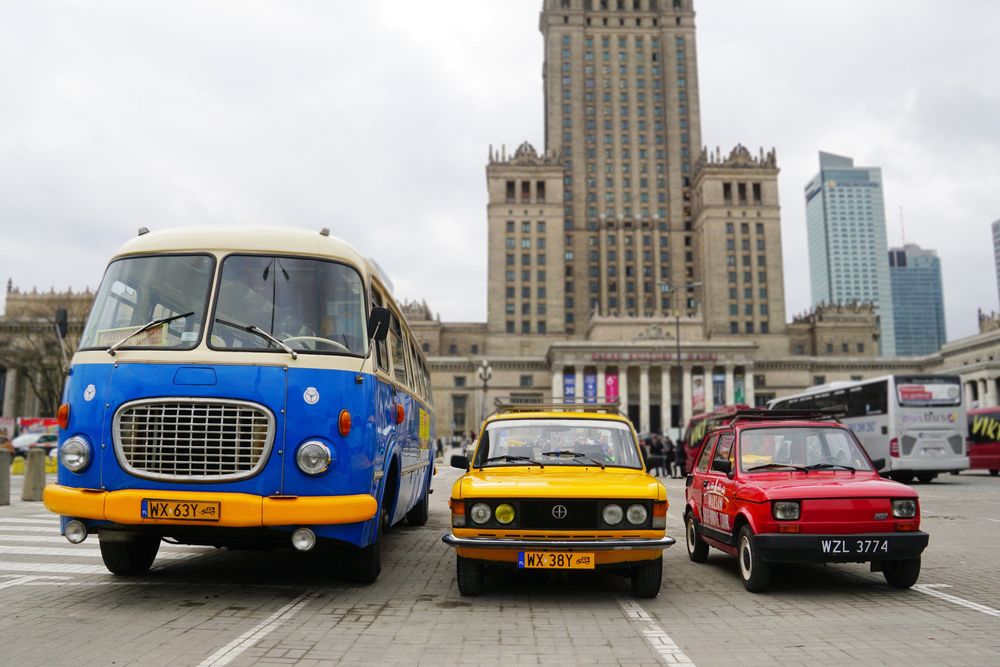 RETRO STACJA Wynajem Klasyków FIAT 125p VW T2 Cadillac i wiele innych