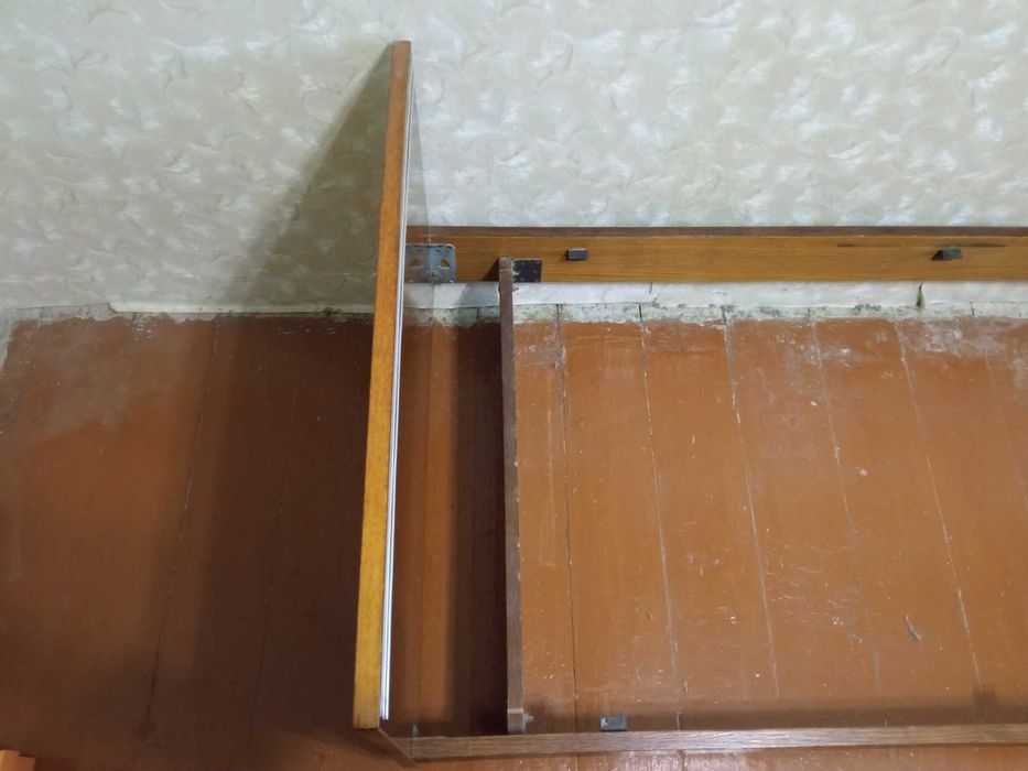 Продається односпальне ліжко