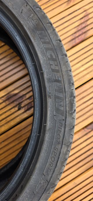 Opony Michelin Pilot Sport 4 – 225/40 ZR18, DOT 2922 – komplet