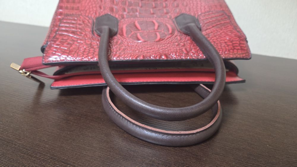 Шкіряна жіноча сумка