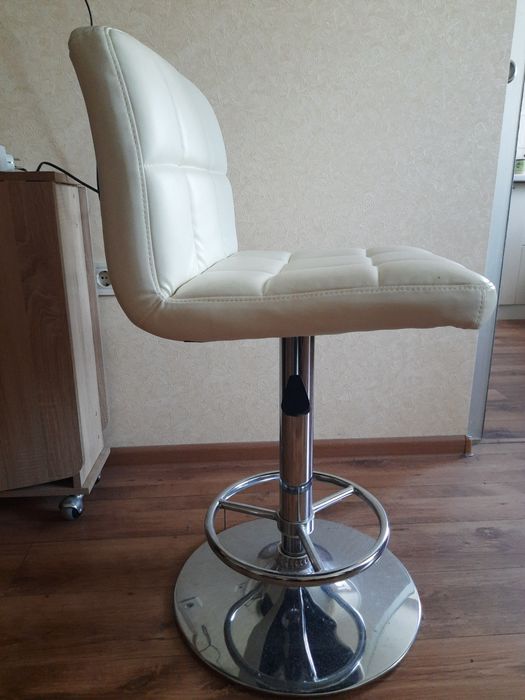 Стільці барні/Стулья