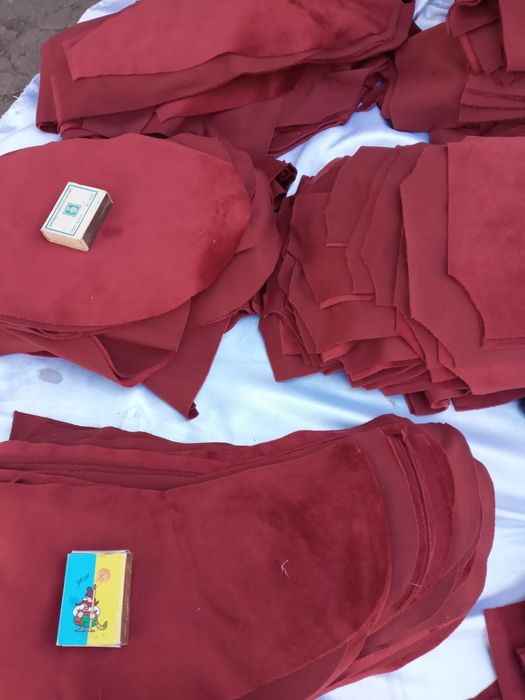 Лоскуты   бифлекса  черные  , велюр