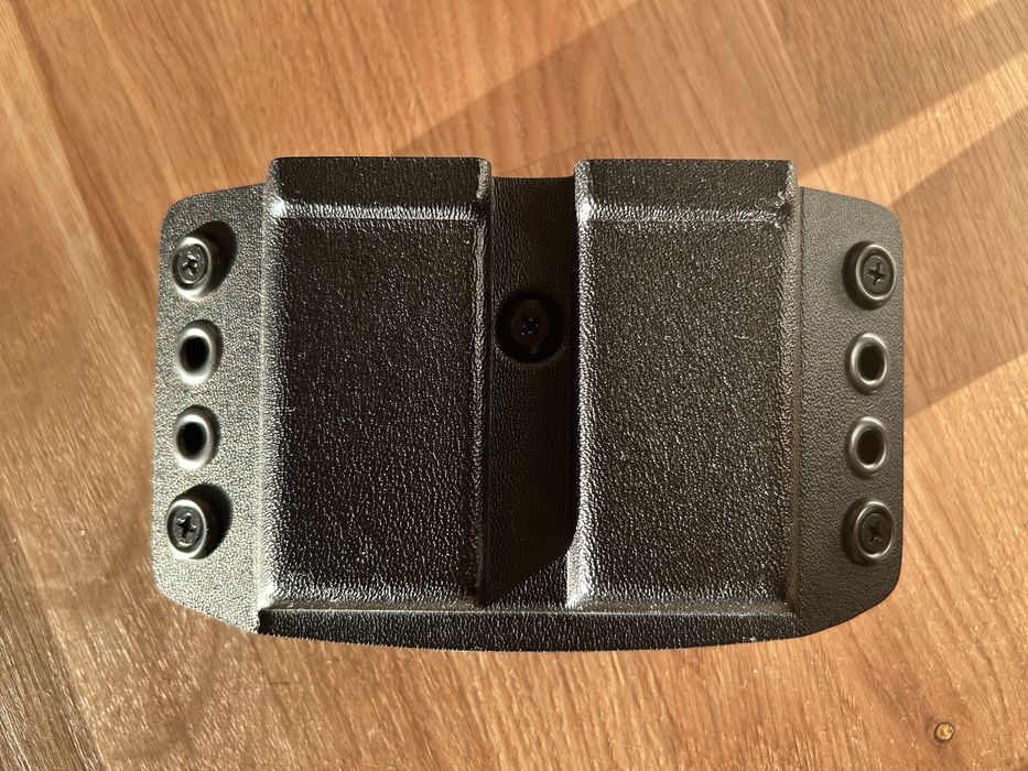 Podwójna ładownica DoubleTap