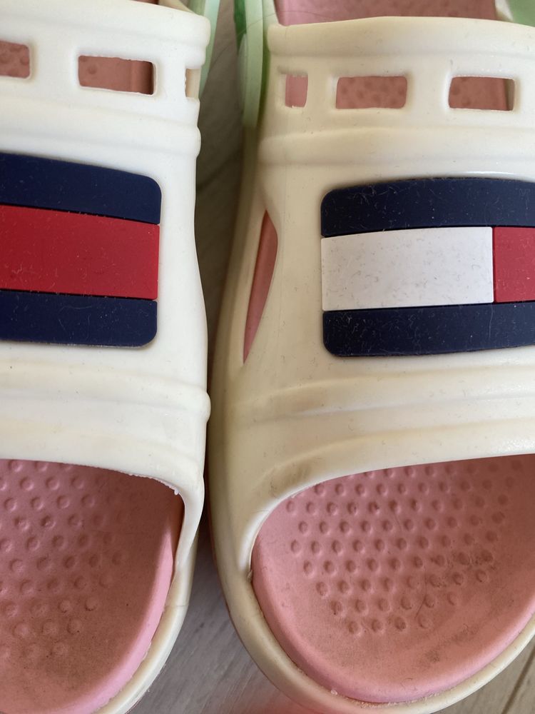 Klapki Tommy Hilfiger 30
