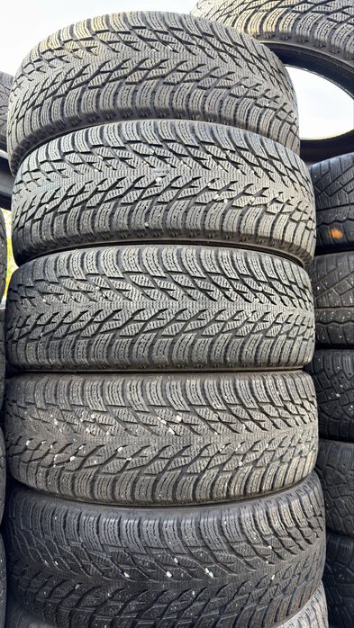 235/55/19 Nokian Hakkapeliitta R 3