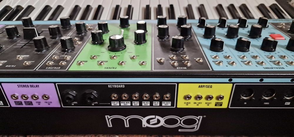 moog matriach syntezator