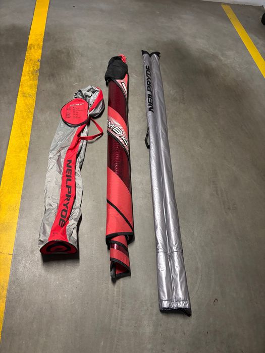 Neilpryde COMBAT 4,7 - żagiel windsurfigowy + maszt 400cm RDM