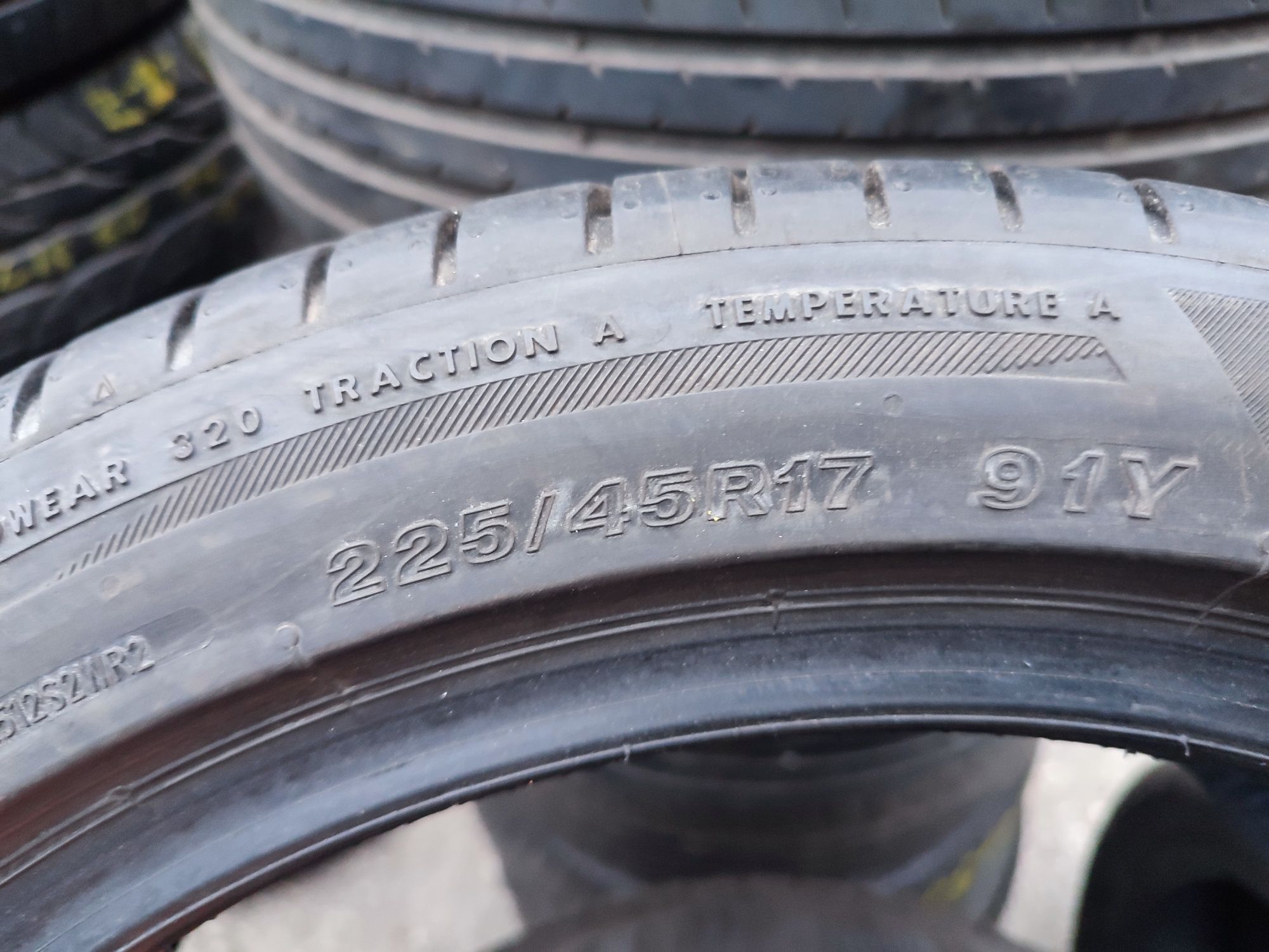 Pojedyncza opona Bridgestone Turanza6 225/45/17 91Y