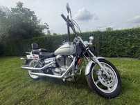 Honda VT Honda vt1100 Shadow prywatny stan idealny kufry szyba