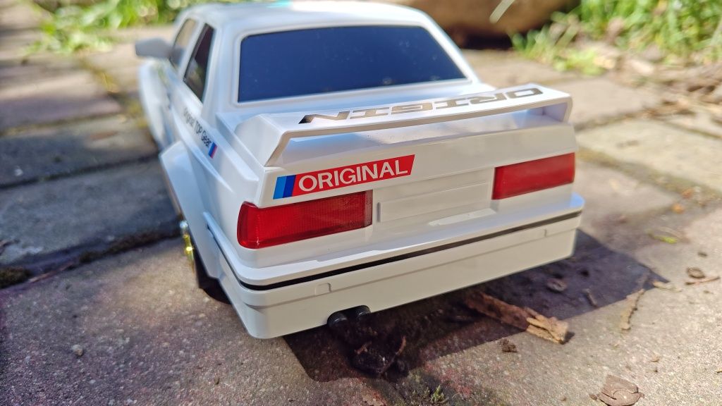 Samochód zdalnie sterowany BMW E30 M3 Evo do Driftu Driftowania Neony