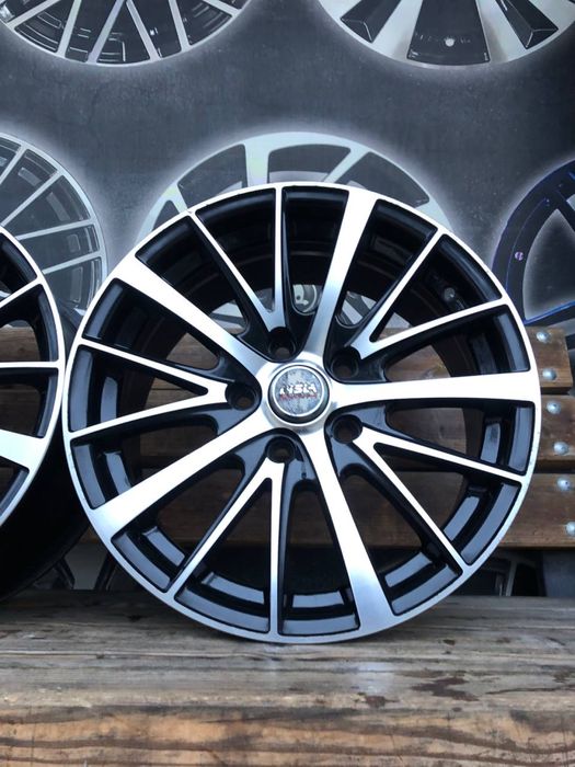 777 R16 5/114,3 литые диски Dia 67,1