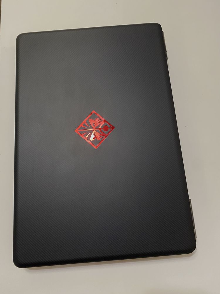Большой 17 дюймов игровой hp omen gtx 1070 16 озу ssd 8 ядер