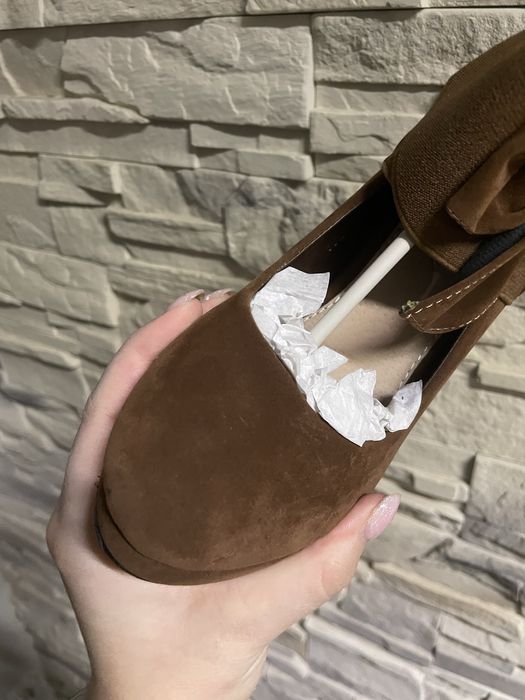 nowe buty na szpilce 37 brązowe