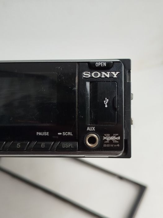 SONY CDX-GT 650 UI - дуже гарний стан