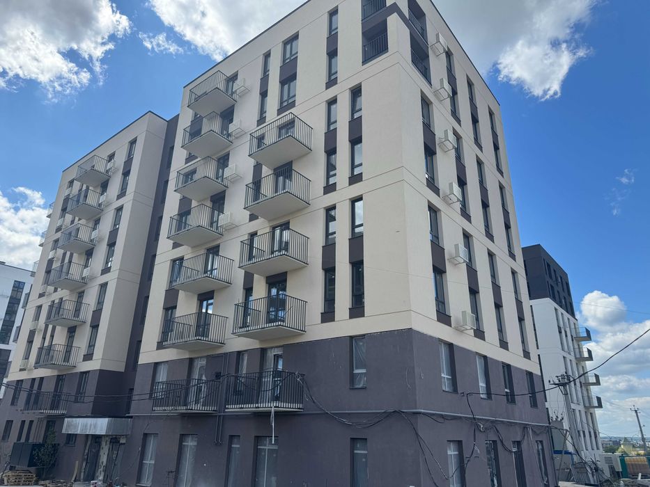 Продаж 1-кімнатної квартири 41кв.(Єоселя) м.Пустомити (9км.від Львова)