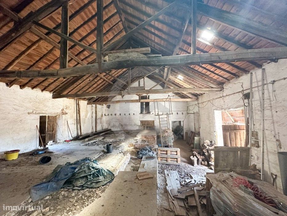 Antigo lagar para reabilitação.