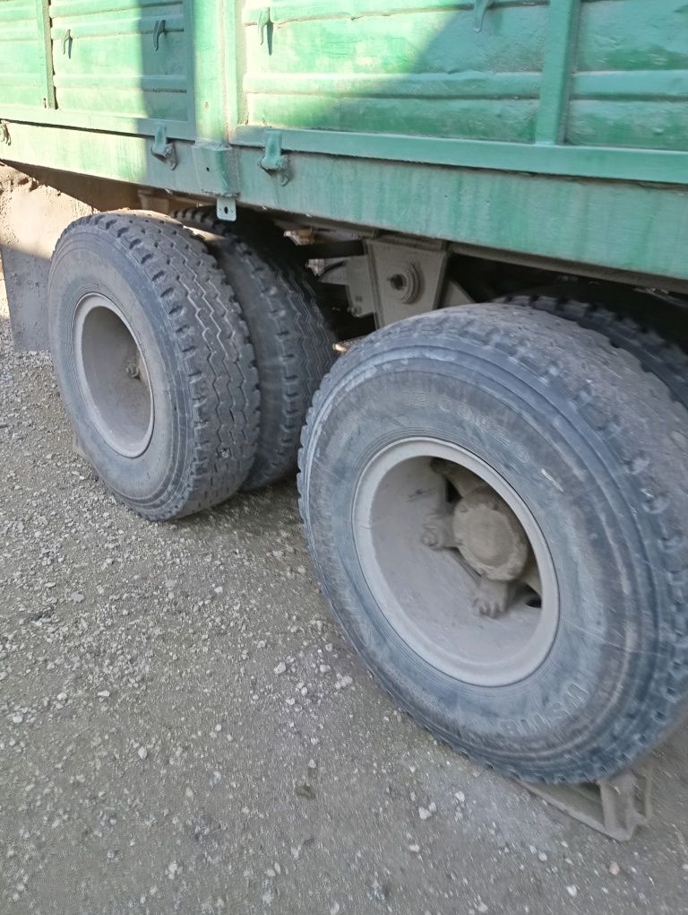 Продам напівпричіп в доброму стані