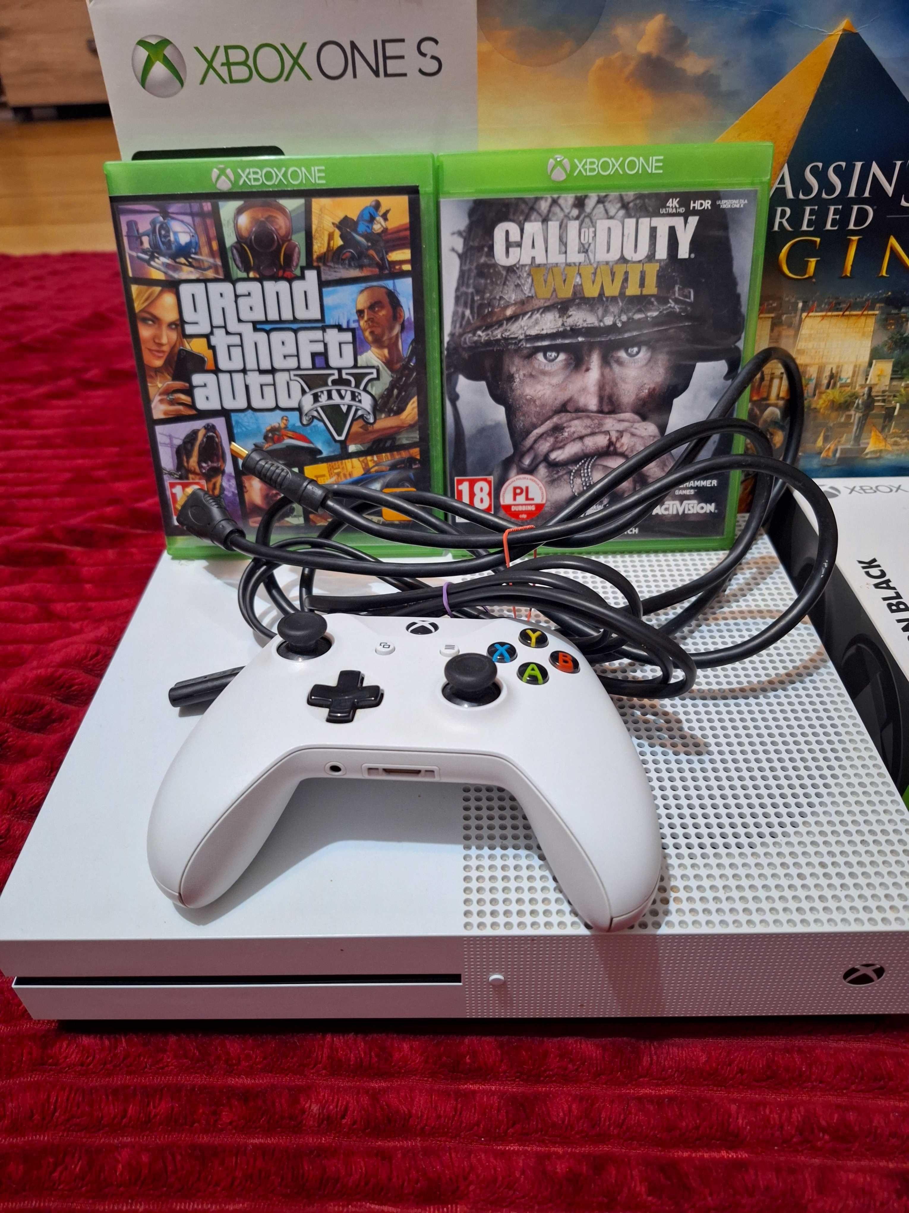 Xbox one s + 2 pady + 2 gry