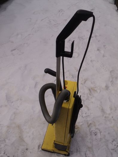 Пылесос Karcher TBS 35 850W б\у из Германии для отелей и дома