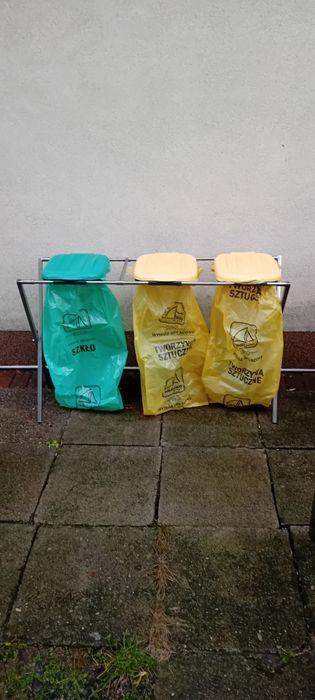 Kosz stojak do segregacji śmieci