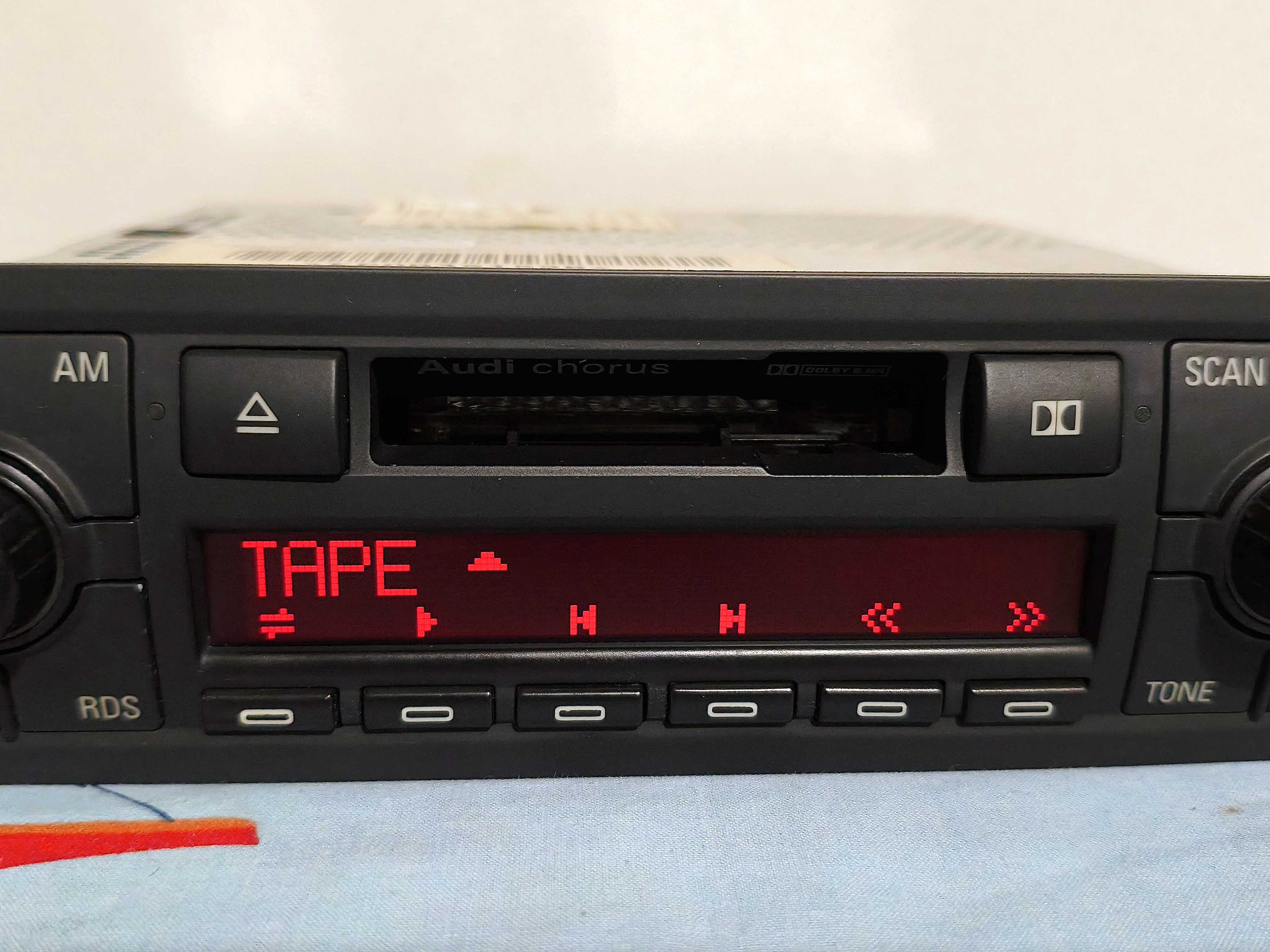 Radio Audi Chorus 2 A3 8P + KOD - Stan BDB