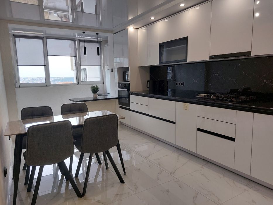 Оренда 2кім. в елітному ЖК Юнона вул.С.Бандери 36