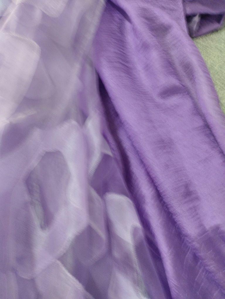 Conjunto de duas cortinas com véu lilás e roxo