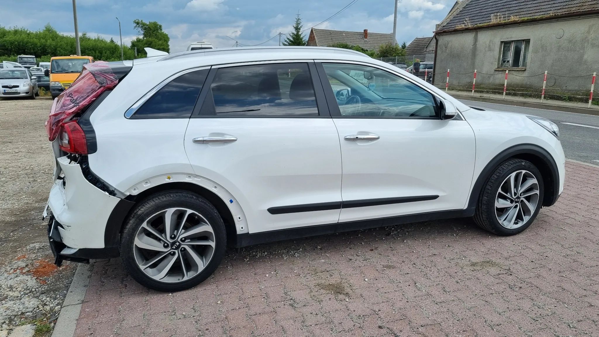 Kia Niro 1,6 Hybryda Automatyczna Skrzynia Biegów Skórzane Fotele Kamera cofani