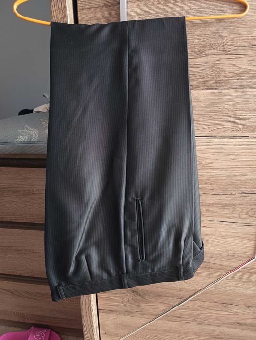 Garnitur męski na 176