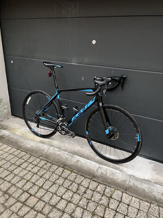 Rower szosowy Felt rama 56