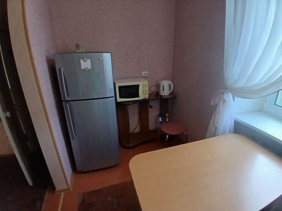 Здаю подобово   1 к. квартиру по вул. Незалежності 2, 5 поверх