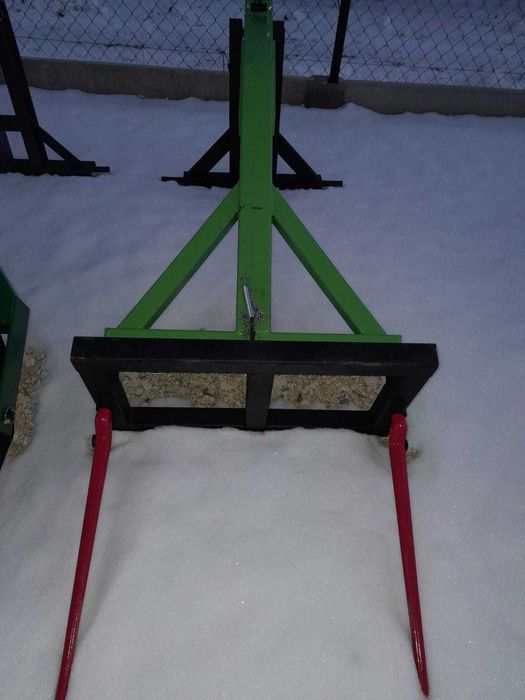 Super solidny Tur na tył ciągnika podnośnik tuz widły do obornika nowy