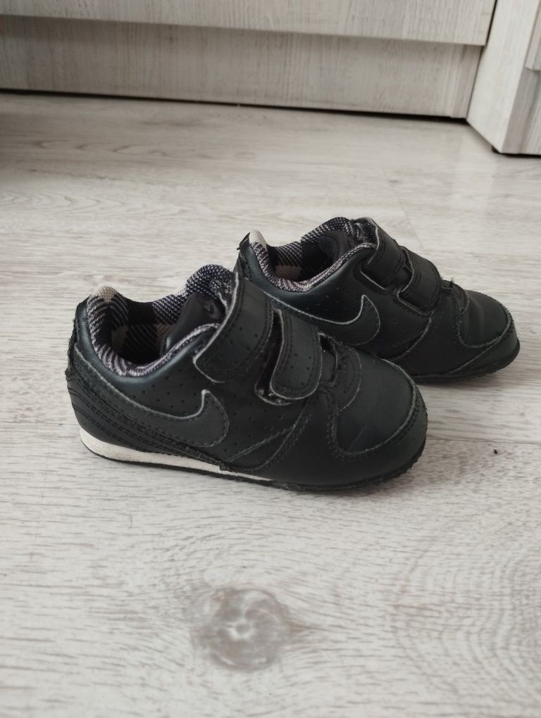 Buty Nike rozmiar 20