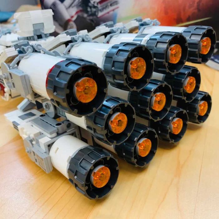 Klocki Star Wars Korweta Republiki "Tantive IV" Duży model 1756 el.