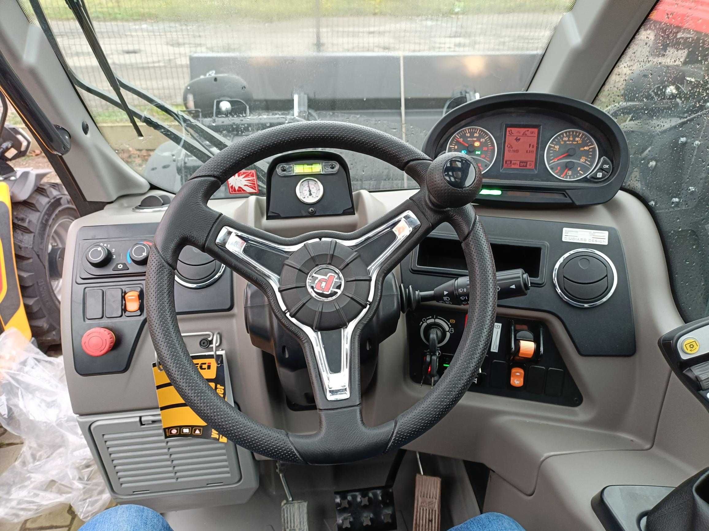 Ładowarka Dieci Agri Farmer 34.7 z łyżką i widłami