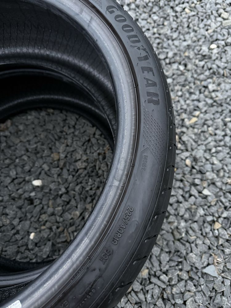 225/40 р19 (2021) 225/40 r19 GoodYear Ранфлед