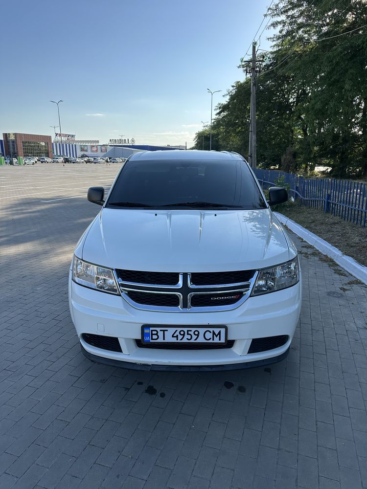 Продаю власний автомобіль Dodge Journey