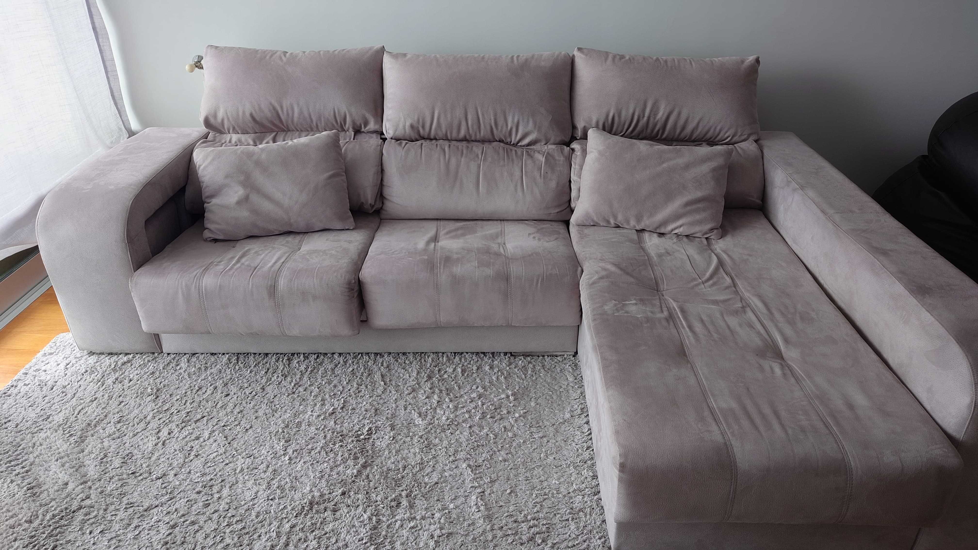 Sofá 4 Lugares com Chaise Longue