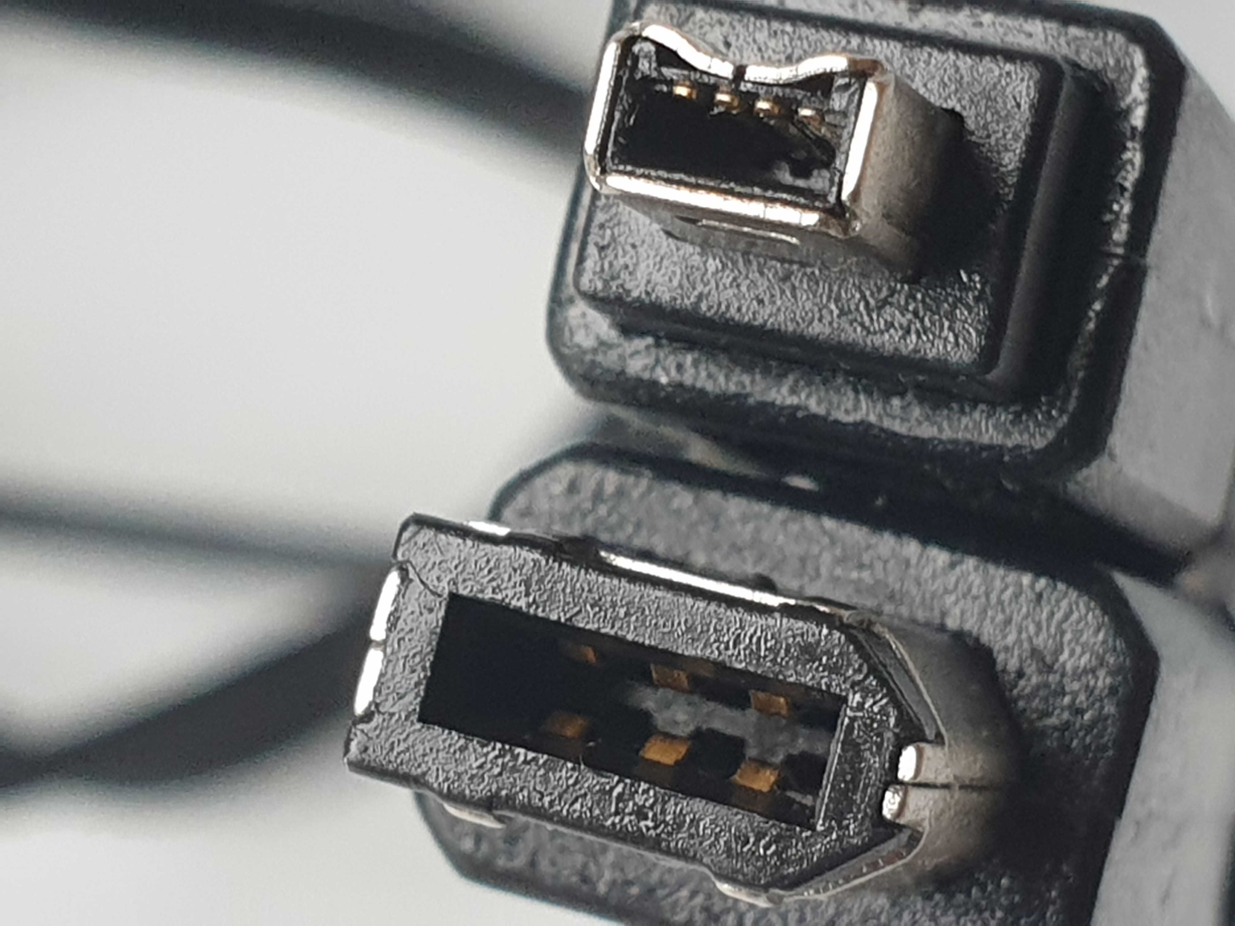 кабель IEEE 1394  FireWire 6 pin to FireWire 4 pin 2m
