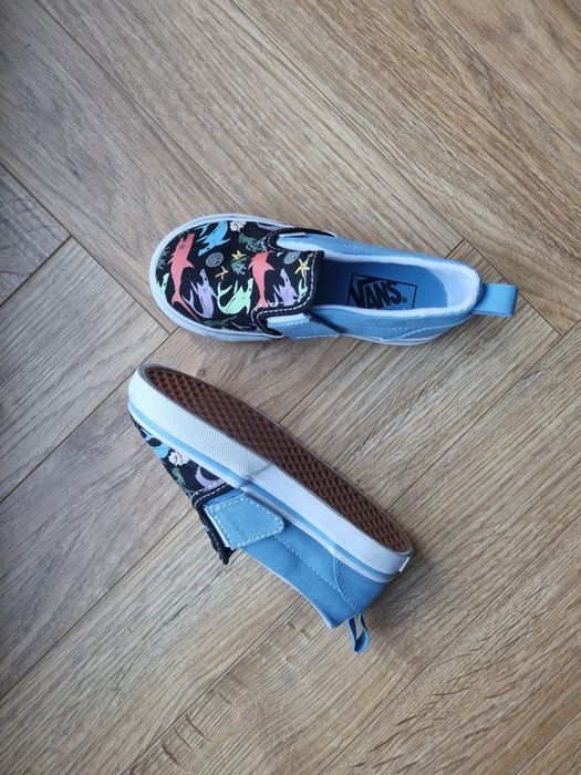 Buty Vans chłopięce w rekiny świecące