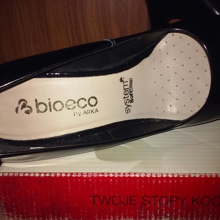 Buty skórzane lakierkowane roz.38 Bioeko by ARKA
