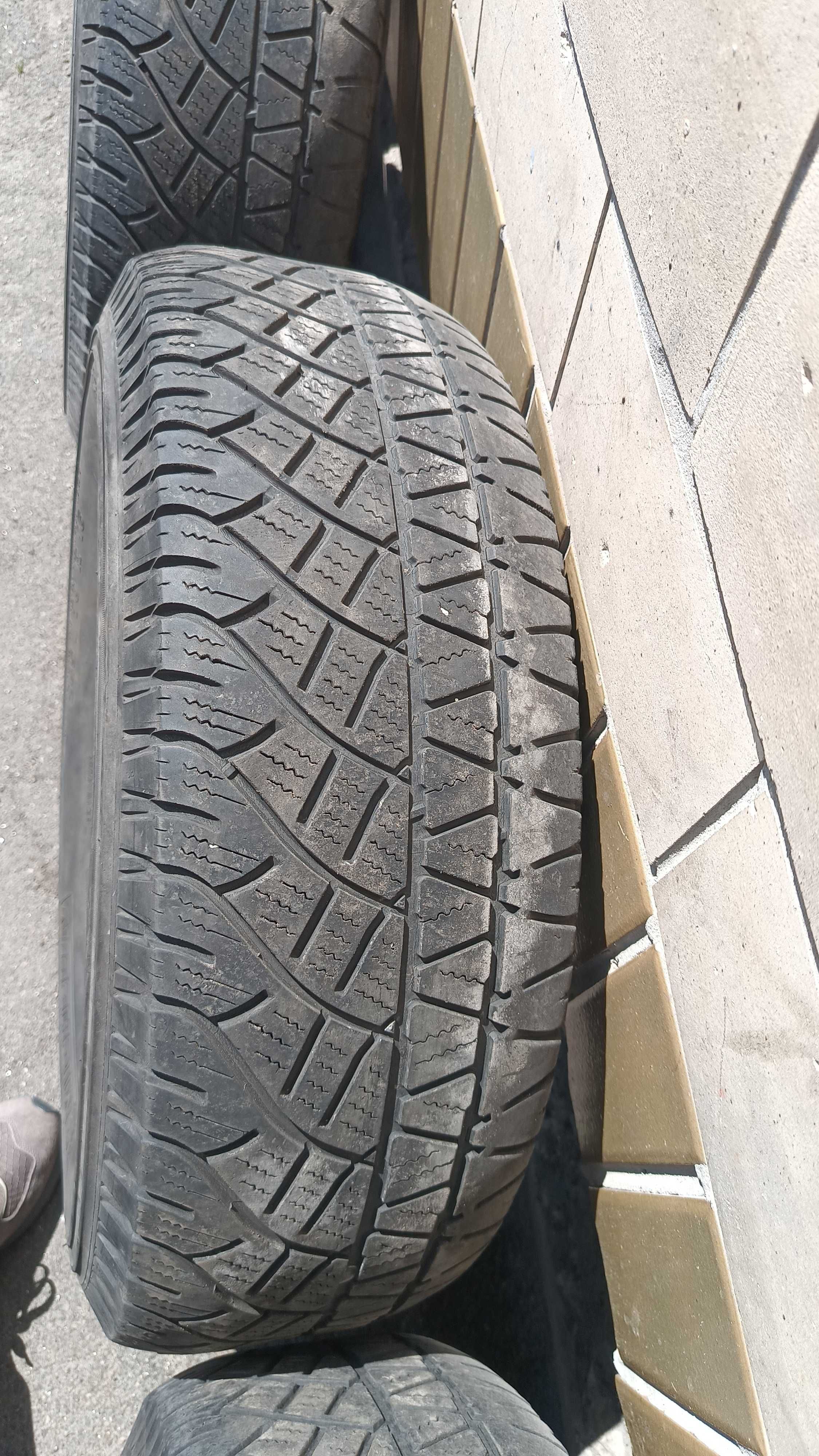 Michelin Latitude Cross 245/70 R16 111H комплект 4 шт.