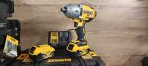 Klucz Udarowy do kół Mocny  DEWALT DCF899 P2 2x5AH 950/1625NM Promocja