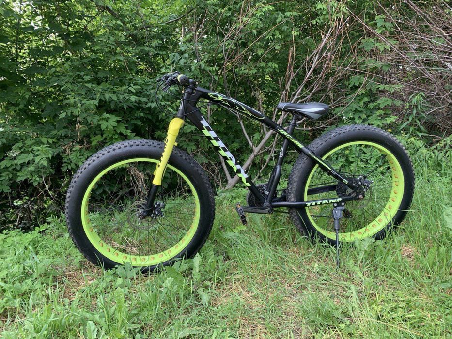 Велосипед фетбайк.