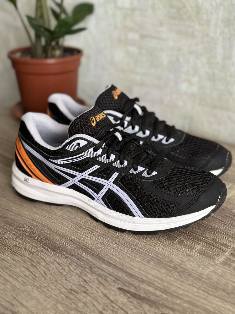 Фірмові кросівки кроссовки asics