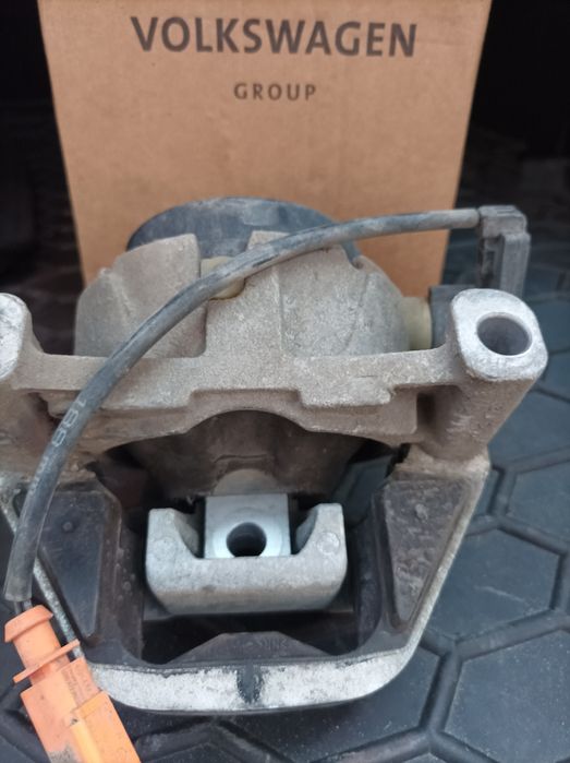 Подушки двигуна Ауді А6 С7 2,0TFSI