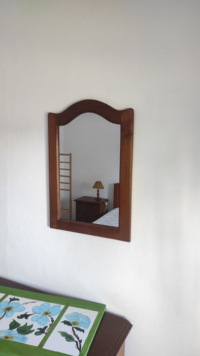 Espelhos de quarto em madeira maciça