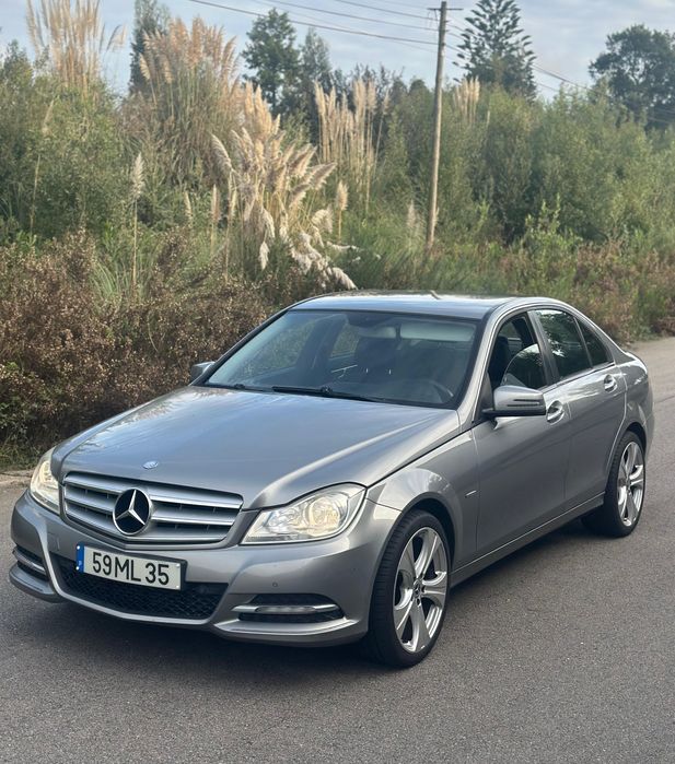 Mercedes-Benz C220 CDI BlueEfficiency 170cv 2011-Nacional [265.000km]