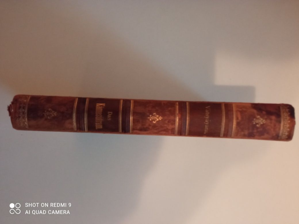 Старинная книга ,,Камасутра,, на немецком языке.